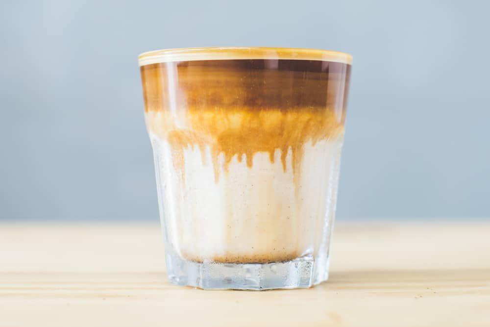 Cà Phê Ban Mê: Trải Nghiệm Dirty Coffee Độc Đáo Và Quyến Rũ